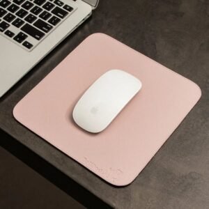 Mousepad Minimalista 20x20cm em Couro Sintético Ecológico com Base Antiderrapante